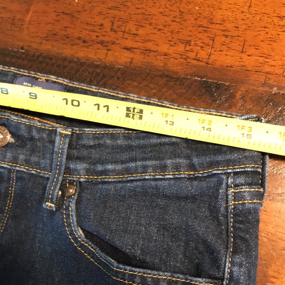 Levi’s San Francisco Demi Curve Classic Straight Leg Jeans - Picture 7 of 10